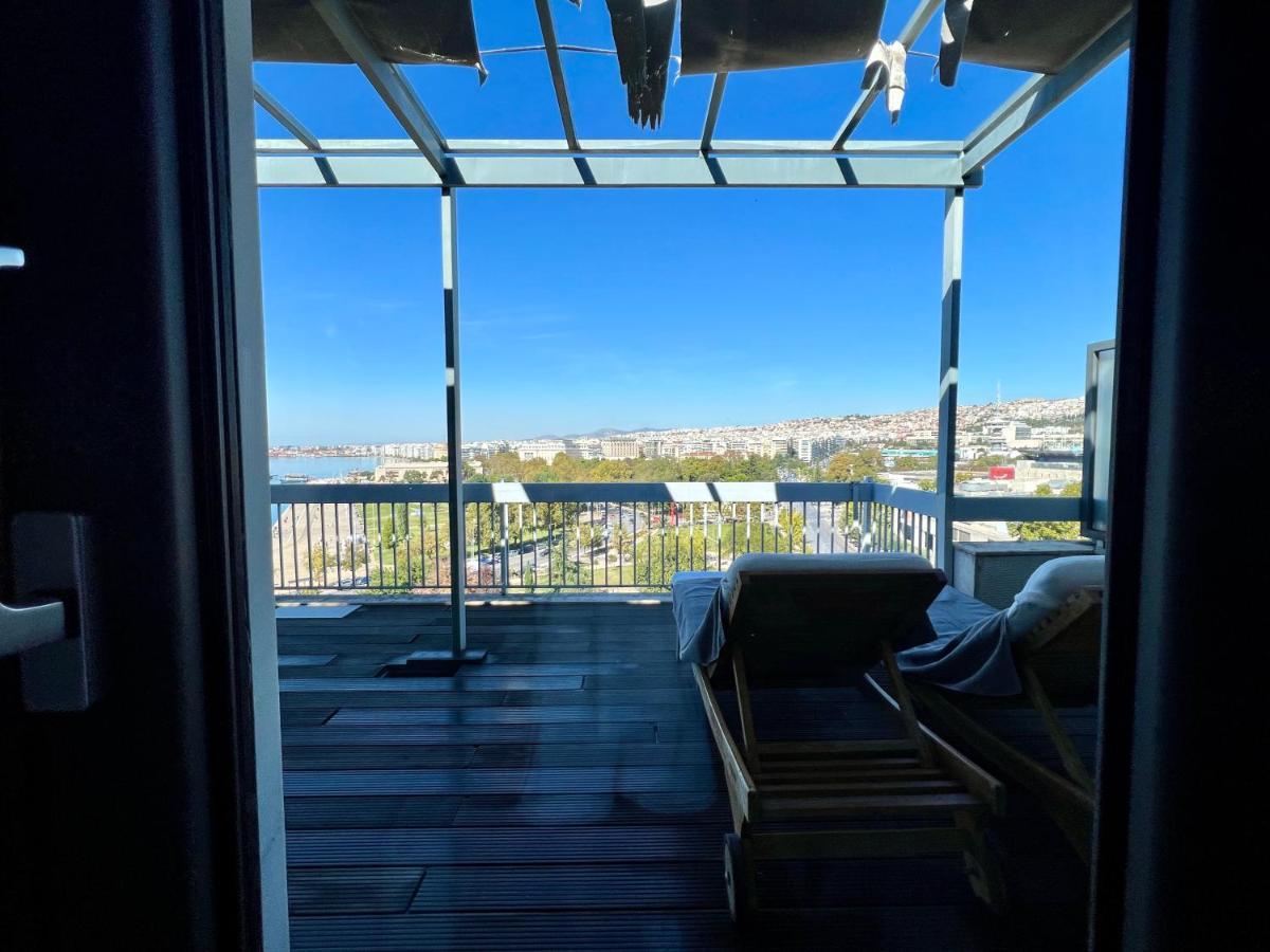 View - Presidential *